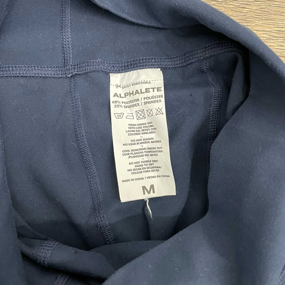 Alphalete Surface Pocket Leggings - Picture 5 of 7